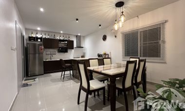 À vendre et à louer 3 chambres maison à East Pattaya, Pattaya