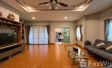 À vendre et à louer 3 chambres maison à East Pattaya, Pattaya
