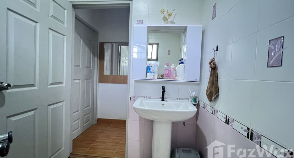 À vendre et à louer 3 chambres maison à East Pattaya, Pattaya
