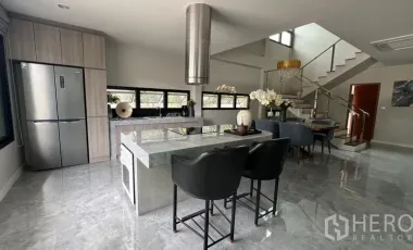 For rent 3 bedrooms house in Lat Krabang, Bangkok