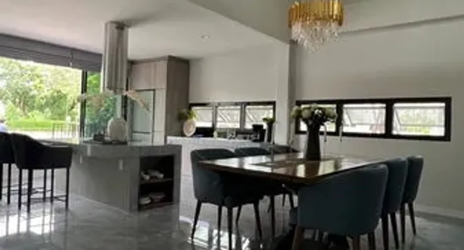 For rent 3 bedrooms house in Lat Krabang, Bangkok