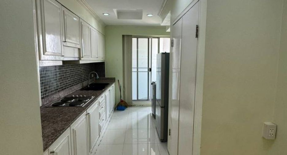 For sale 2 bedrooms condo in Bang Na, Bangkok