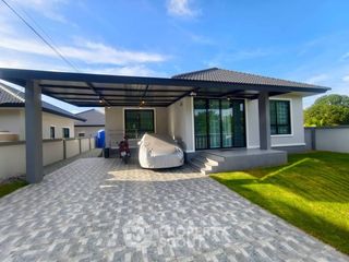 For rent 3 bedrooms house in Bang Lamung, Chonburi