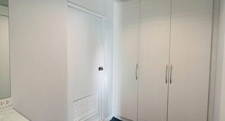 For rent 1 Beds condo in Watthana, Bangkok