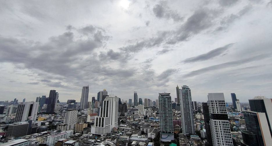 Wohnung zur Miete mit 1 Zimmer in Bang Rak, Bangkok
