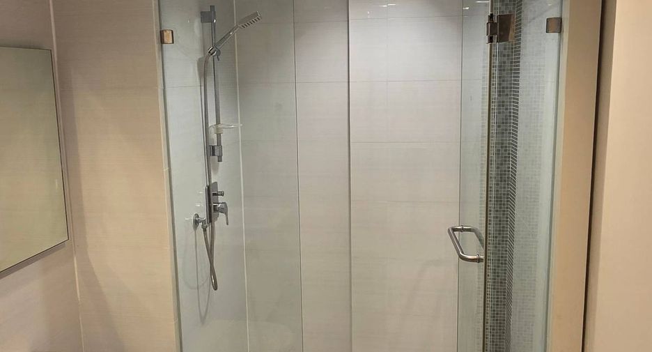 For sale 1 bed condo in Sathon, Bangkok
