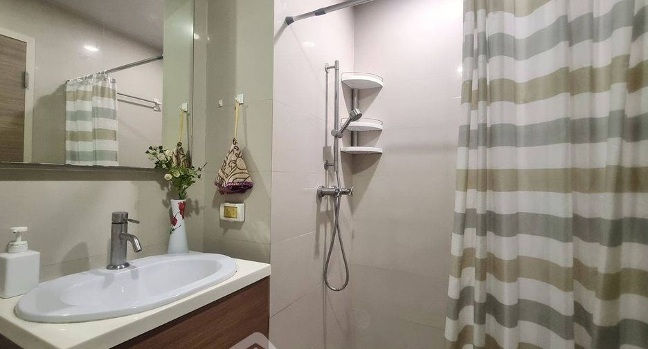 Wohnung zur Miete und zum Kauf mit 2 Zimmer in Khlong San, Bangkok