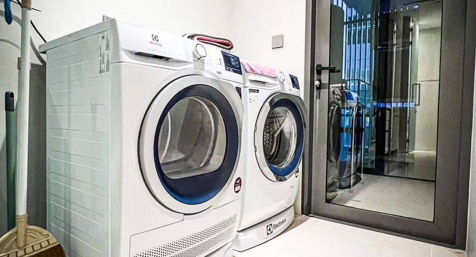 For rent and for sale 2 bedrooms condo in Khlong Toei, Bangkok