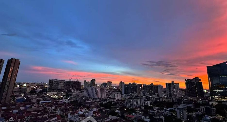 For sale 2 bedrooms condo in Bang Na, Bangkok