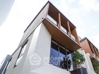 Продажа 4 спальни дом в Чатучак, Бангкок