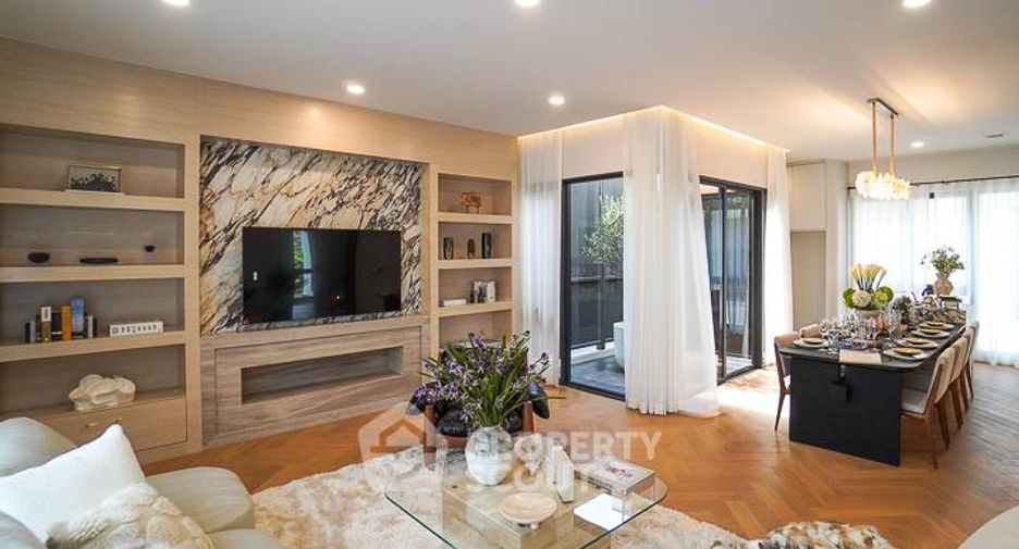 For sale 5 ベッドルーム house in Chatuchak, Bangkok