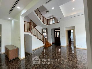 Продажа 4 спальни дом в Щаттхана, Бангкок