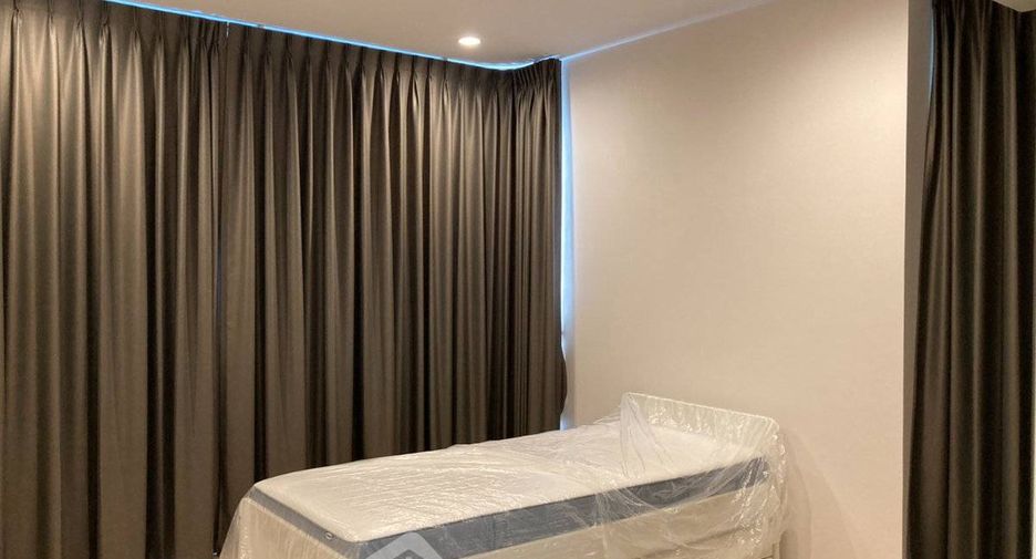 For sale 2 ベッドルーム condo in Yan Nawa, Bangkok