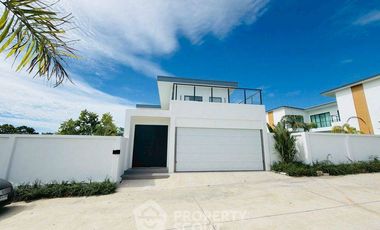 For sale 4 ベッドルーム villa in East Pattaya, Pattaya