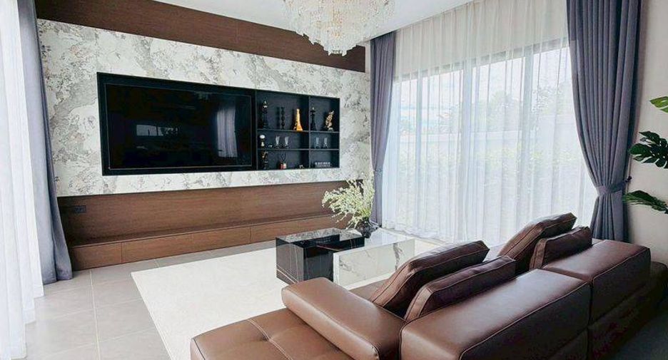 For sale 4 ベッドルーム villa in East Pattaya, Pattaya