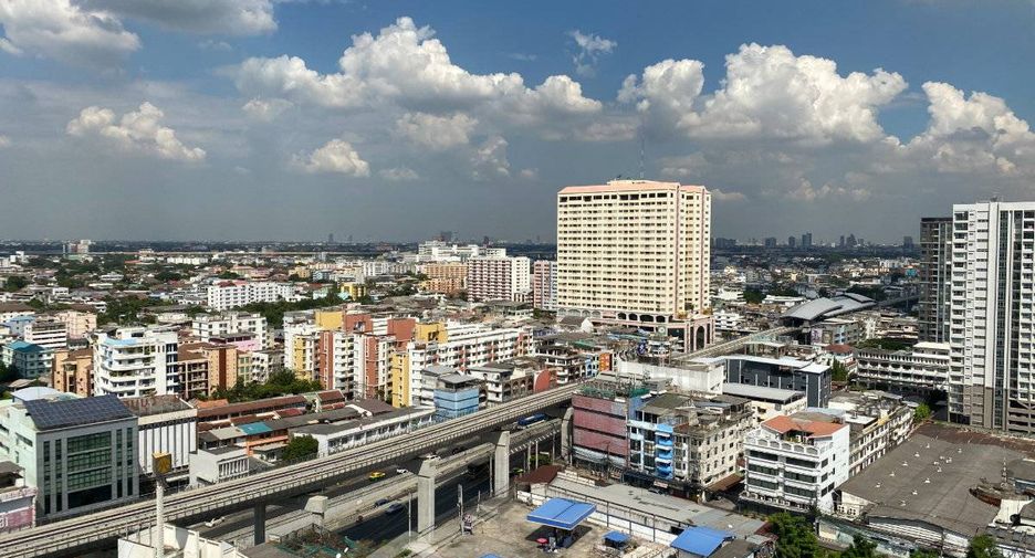 For sale 2 ベッドルーム condo in Bang Phlat, Bangkok