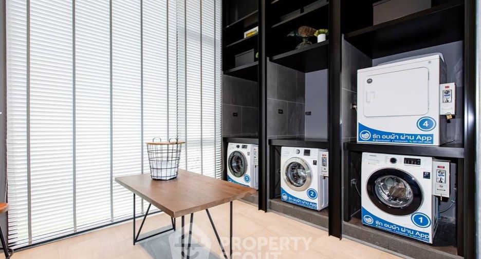 À vendre 1 chambre condo à Phra Khanong, Bangkok