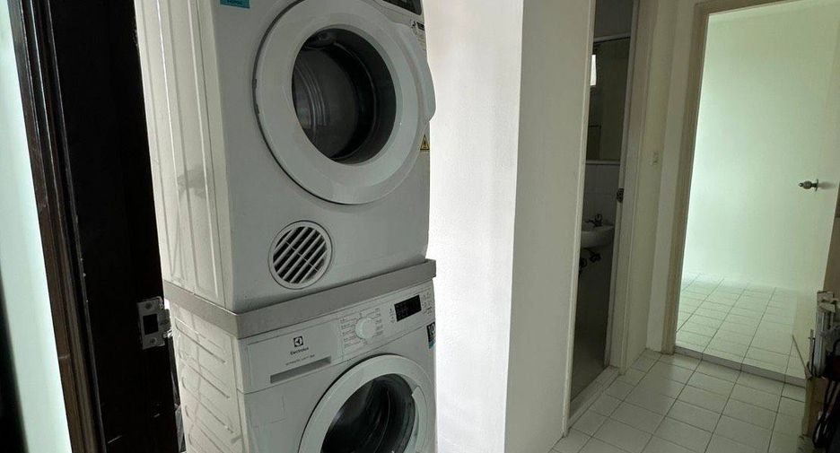 Wohnung zur Miete und zum Kauf mit 3 Zimmer in Khlong Toei, Bangkok