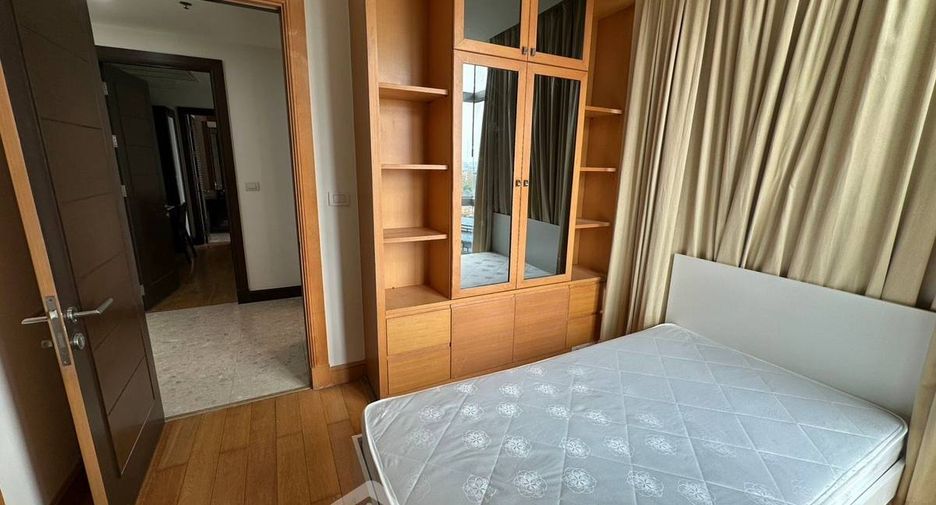 Wohnung zur Miete und zum Kauf mit 3 Zimmer in Khlong Toei, Bangkok