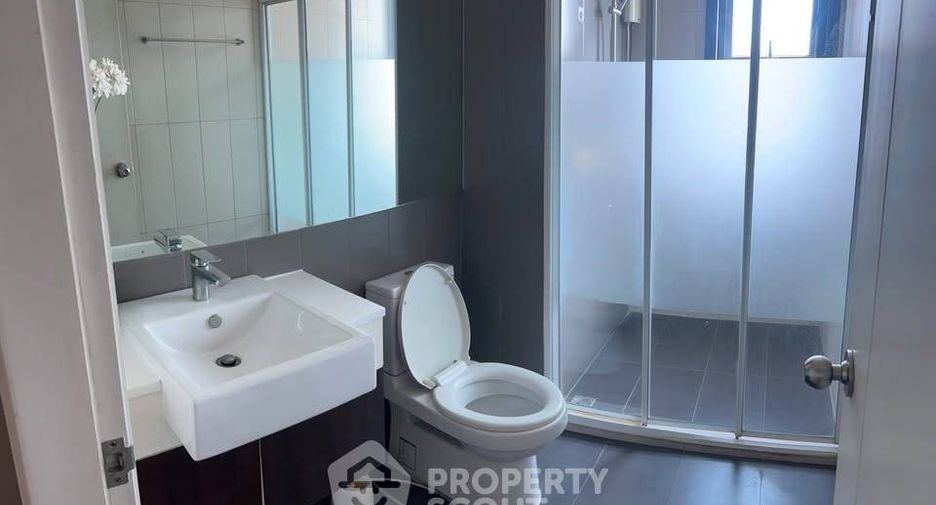 For sale 1 Beds condo in Huai Khwang, Bangkok