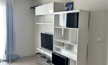 À vendre 1 chambre condo à Huai Khwang, Bangkok