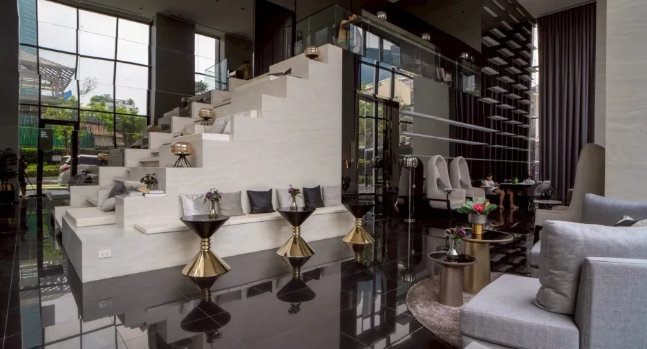 Condo en venta y en alquiler de 2 habitaciones en Chatuchak, Bangkok