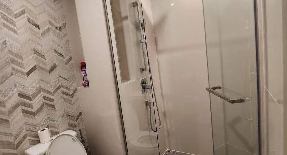 Wohnung zur Miete und zum Kauf mit 1 Zimmer in Khlong Toei, Bangkok