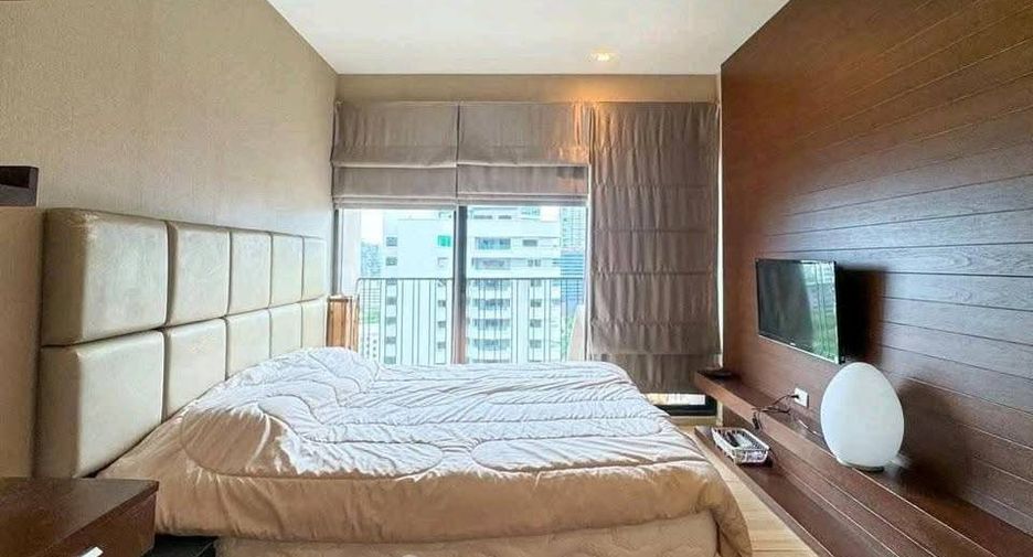 À louer et à vendre 1 chambre condo à Khlong Toei, Bangkok
