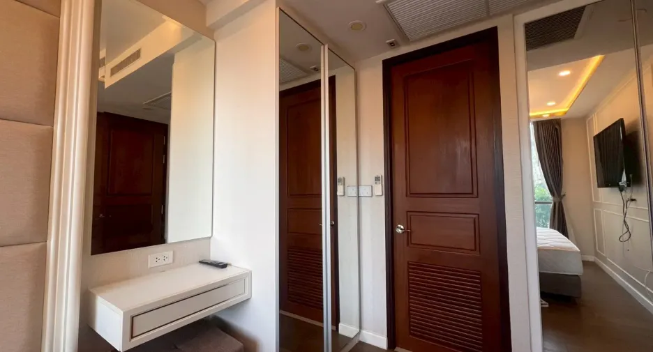 À louer 1 chambre condo à Huai Khwang, Bangkok