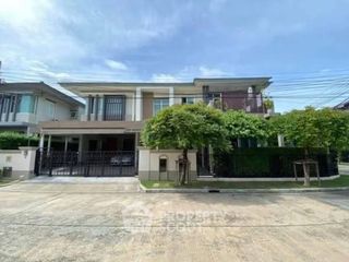 出售 4 卧室 独立屋 在 Phasi Charoen, 曼谷