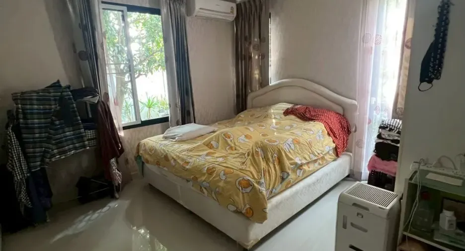 For sale and for rent 4 bedrooms house in Prawet, Bangkok