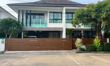 For sale and for rent 4 bedrooms house in Prawet, Bangkok