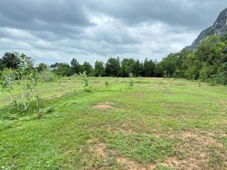 出售 土地 在 Cha-Am, Phetchaburi