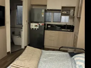 Wohnung zur Miete mit Studio in Khlong Toei, Bangkok