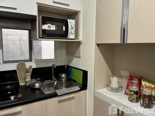 Wohnung zur Miete mit Studio in Khlong Toei, Bangkok