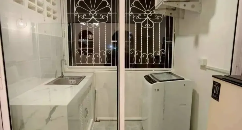 For sale 1 bed condo in Bang Kapi, Bangkok