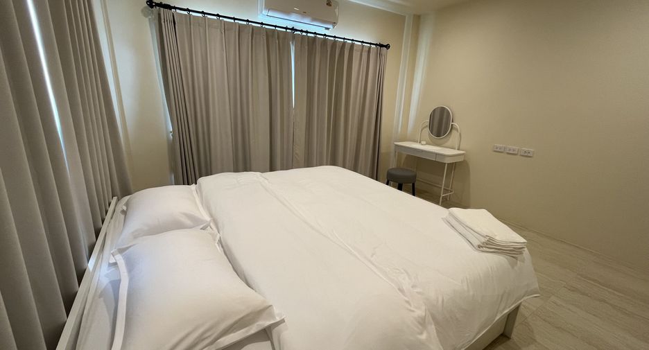 出租 4 卧室 别墅 在 华欣, 班武里府