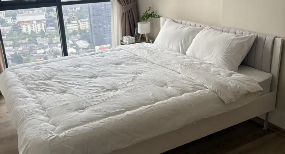 For sale 1 bed condo in Khlong Toei, Bangkok