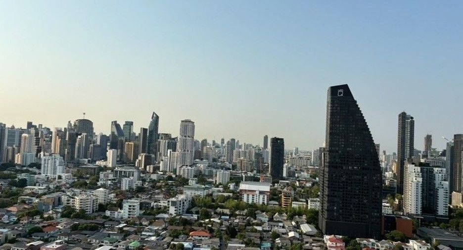 À vendre 1 chambre condo à Khlong Toei, Bangkok