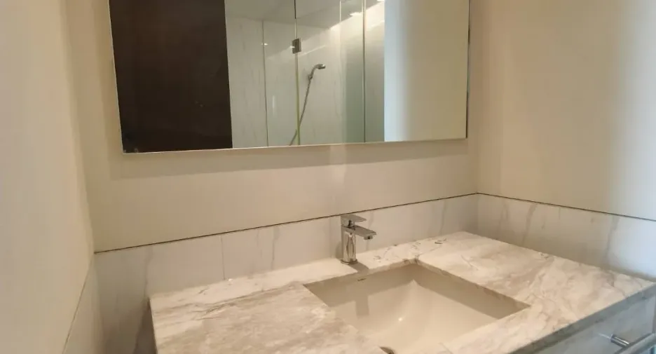 For rent 2 ベッドルーム condo in Sathon, Bangkok