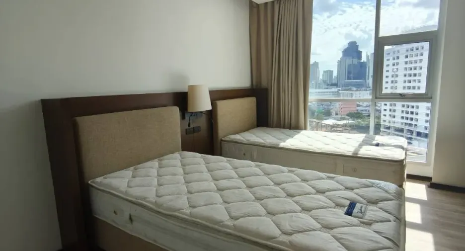 For rent 2 ベッドルーム condo in Sathon, Bangkok