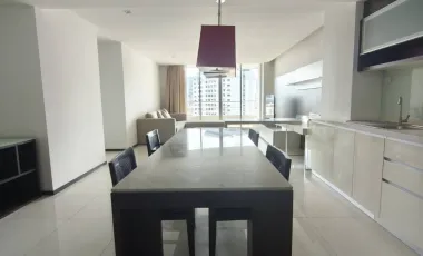 For rent 2 ベッドルーム condo in Sathon, Bangkok