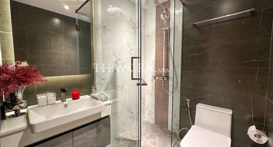 Продажа 2 спальни кондо в Йомтиен, Паттайя