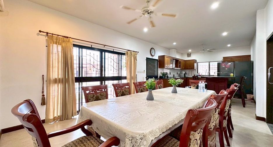 For sale and for rent 4 bedrooms house in East Pattaya, Pattaya