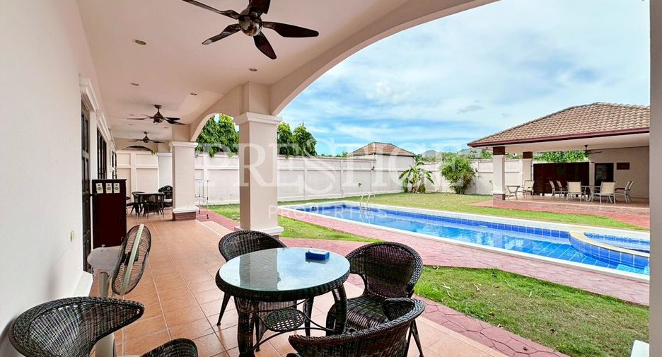 For rent and for sale 4 bedrooms house in Bang Lamung, Chonburi