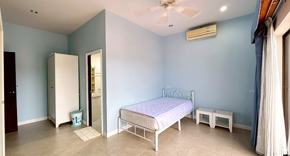 For sale and for rent 4 bedrooms house in East Pattaya, Pattaya