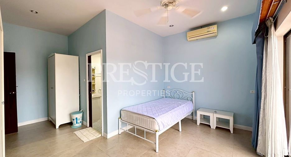 For rent and for sale 4 bedrooms house in Bang Lamung, Chonburi