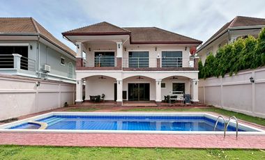 For sale and for rent 4 bedrooms house in East Pattaya, Pattaya