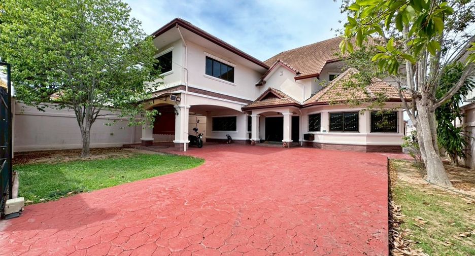 For sale and for rent 4 bedrooms house in East Pattaya, Pattaya