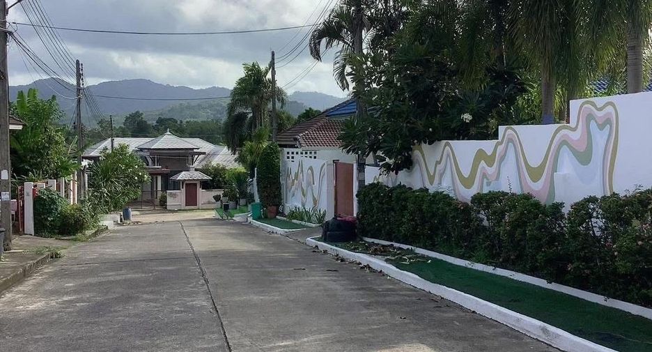 For sale 4 bedrooms house in Thalang, Phuket